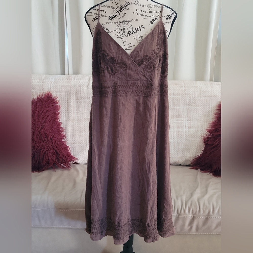 🌷2/$15 AE Sport summer dress. Brown in size 1X..